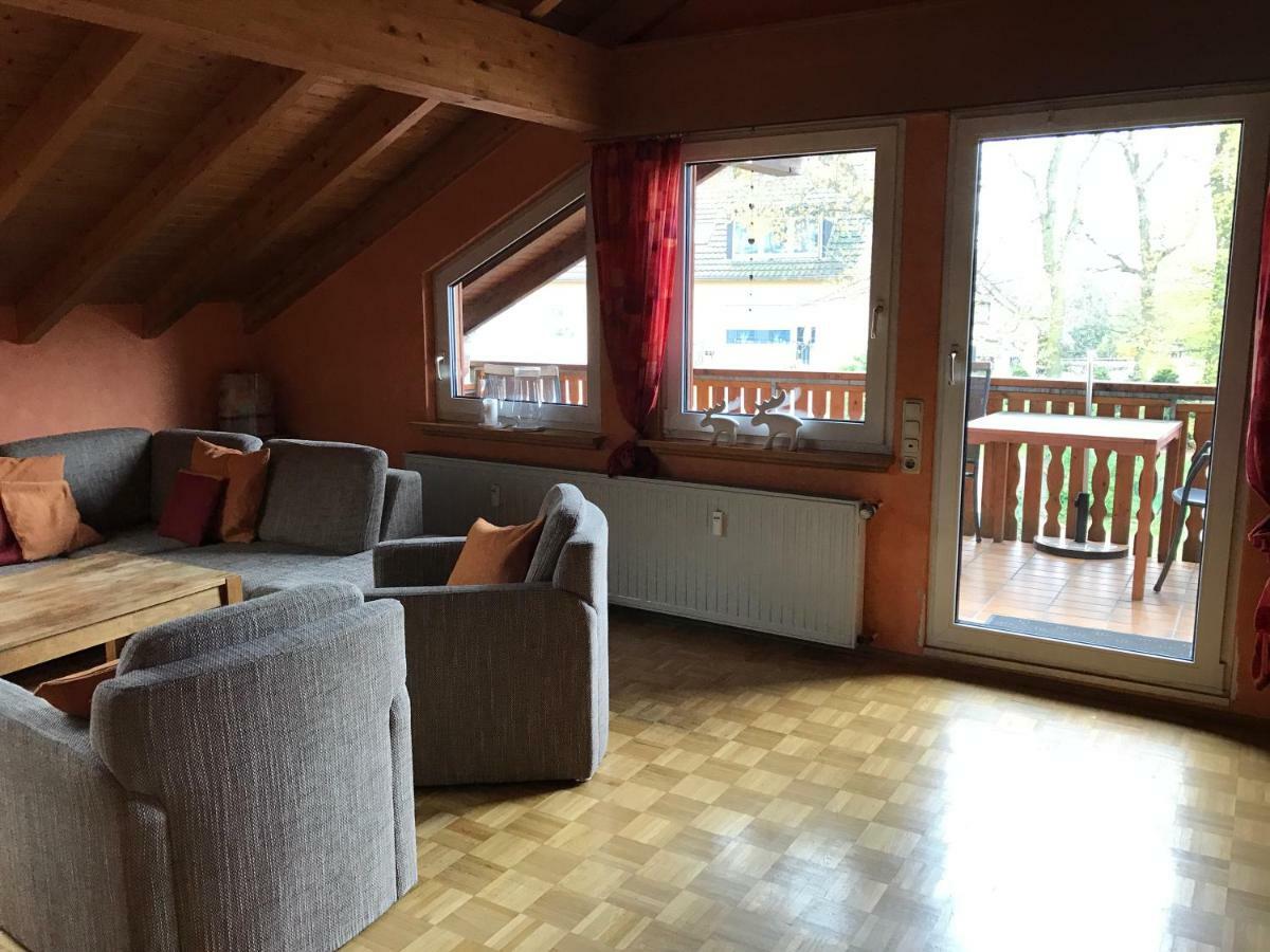 Messe Cgn/Dus Grossraeumige Wohnung In Guter Verkehrslage Leverkusen Exterior foto